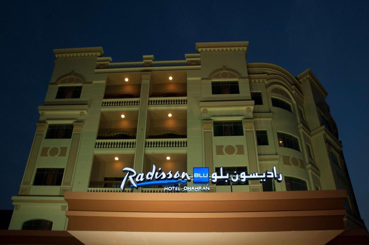 Radisson Blu Hotel, Dhahran Al Khobar Exterior foto