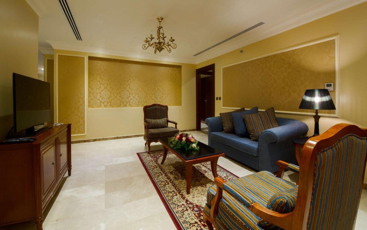 Radisson Blu Hotel, Dhahran Al Khobar Exterior foto